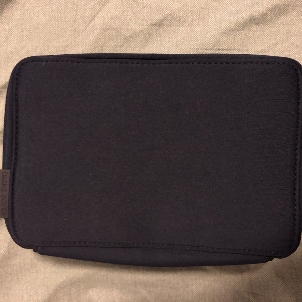 Dagne Dover large Arlo